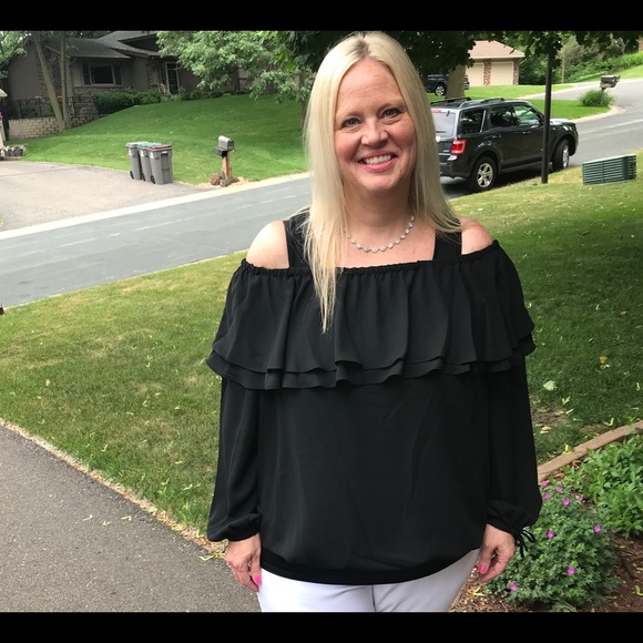 Meet your Posher, Heather - Picture 1 of 1